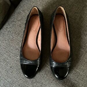 CC Corso Como quilted black leather shoes with patent cap toe 9.5 M